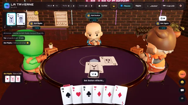 Une belote en cours contre trois bots, au Lounge néon